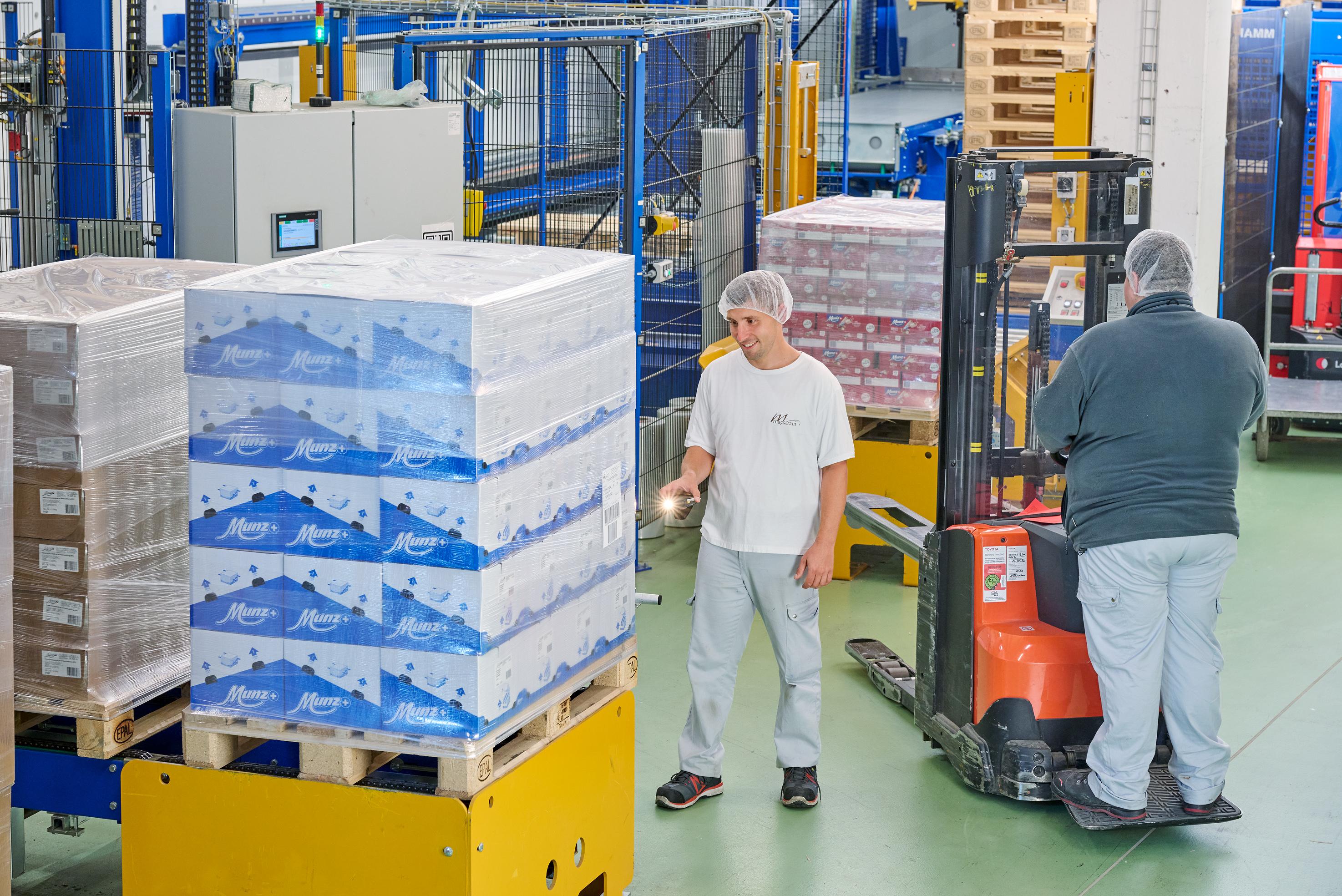 Logistiker bei der Arbeit